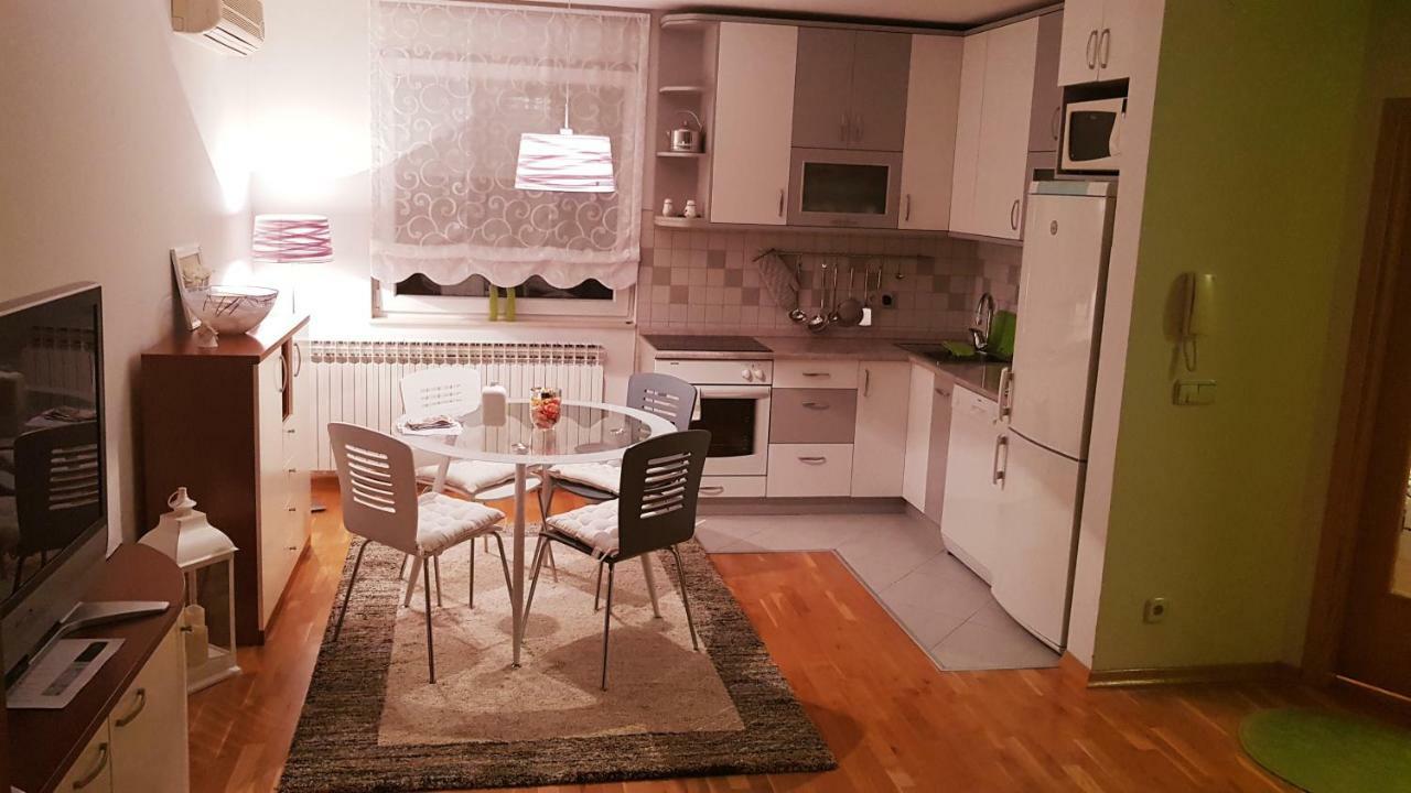 Apartment Dominik Osijek Exterior photo