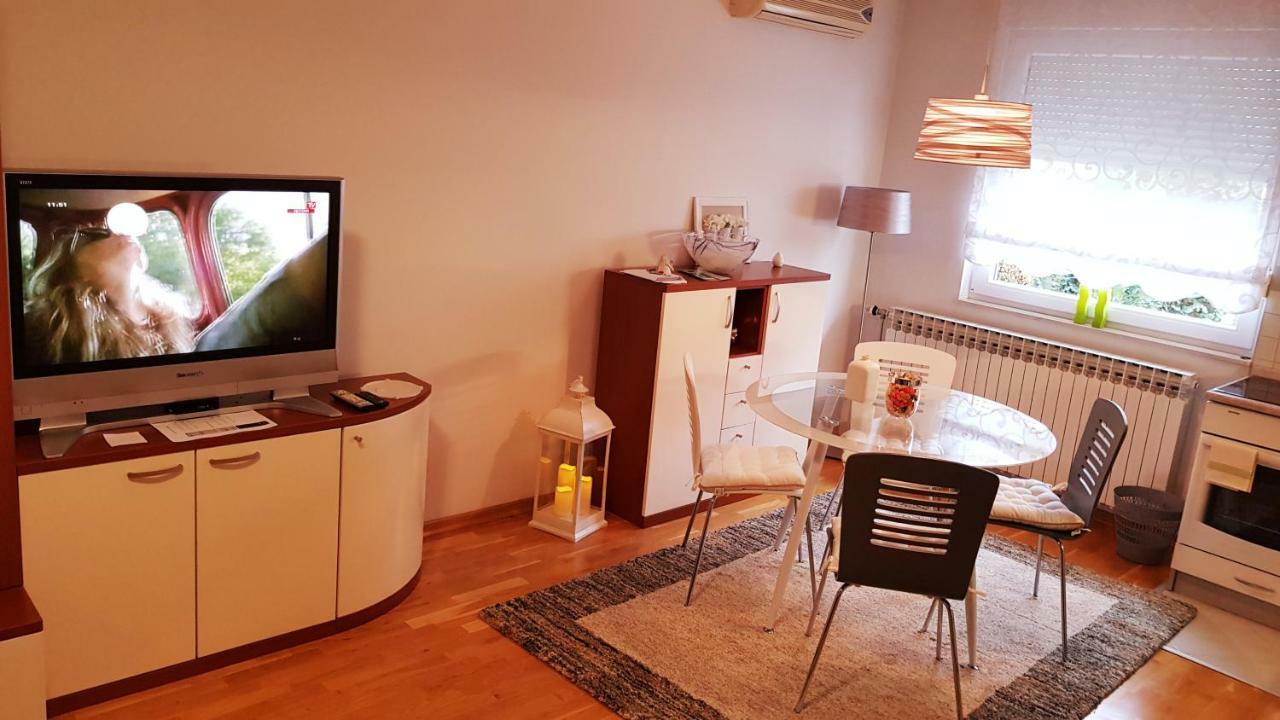 Apartment Dominik Osijek Exterior photo